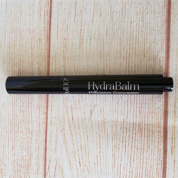 Doll 10 HydraBalm Precision Concealer in Deep - Picture 2 of 8